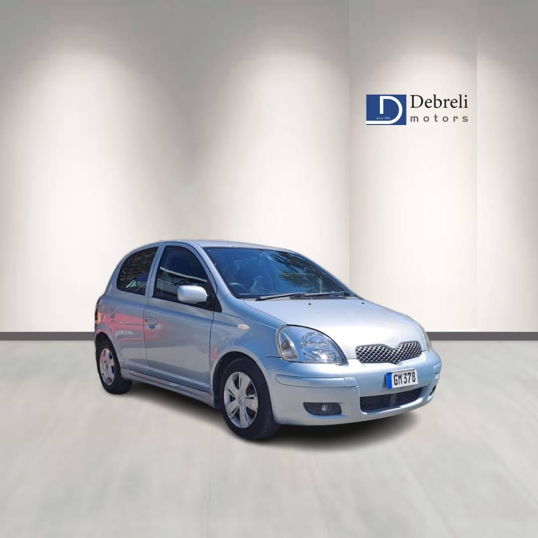 2005 Toyota Vitz